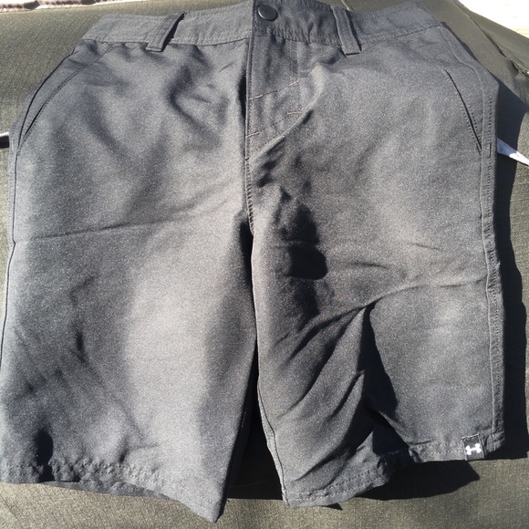 Under Armour Other - UA boys shorts size 23